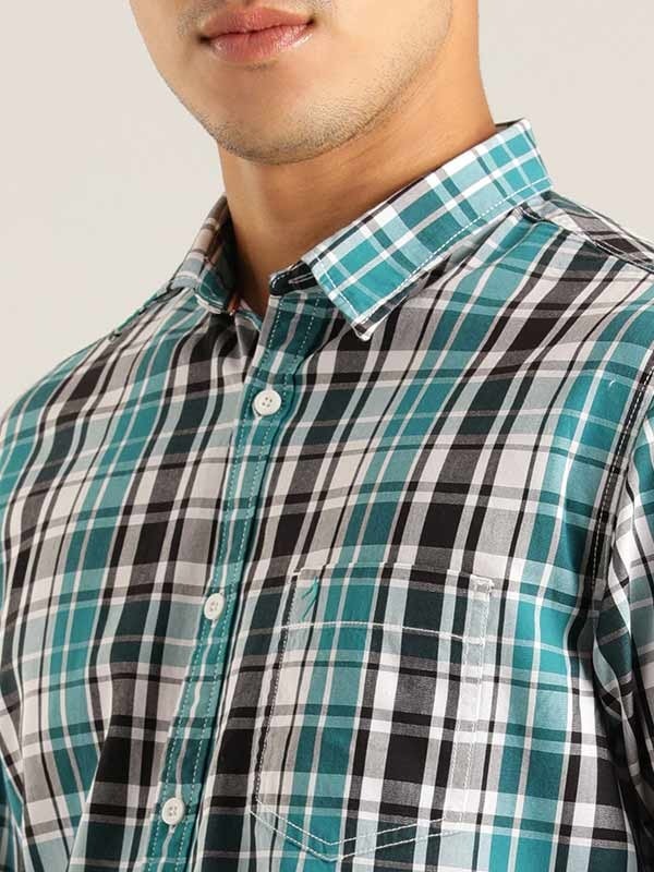 Indian Terrain Men Checkered Green Shirt